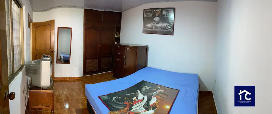 Casa Familiar con Aparta Estudio Independiente
